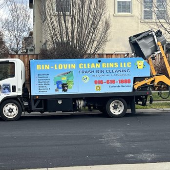 Bin-Lovin Clean Bins - Pressure Washers Near Me Bin-Lovin Clean Bins - Pressure Washers Near Me