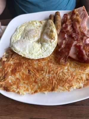 Crave Kitchen & Cocktails by null