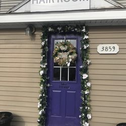 The Hair Room - This is the front!