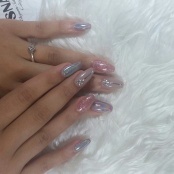 esNAIL - Finished product $54.00 (I had a fill) - Nail Salons Near Me - Calgary, Alberta
