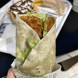 Hesburger - chicken halloumi wrap