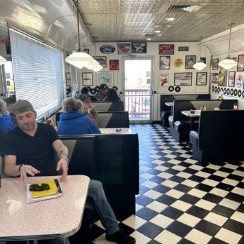 Penny's Diner - Interior left - Diners Near Me - Yuma, Arizona Penny's Diner - Interior left - Diners Near Me - Yuma, Arizona