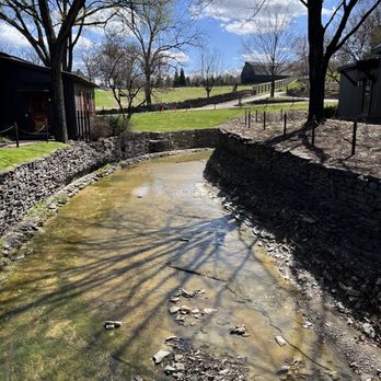 Maker's Mark Distillery - Tours Near Me - Loretto, Kentucky Maker's Mark Distillery - Tours Near Me - Loretto, Kentucky