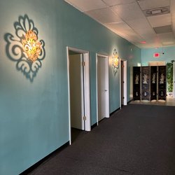 Royal Palm Massage