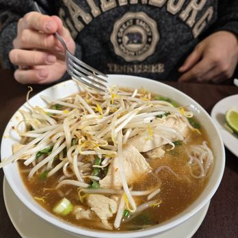 Kong Thai - Thai Near Me - Seabrook, New Hampshire