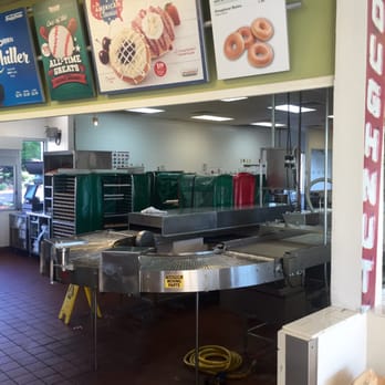 Krispy Kreme - Very clean - friendly service - Donuts Near Me - Clarks Summit, Pennsylvania
