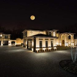 NUPEN LIGHTING LLC.