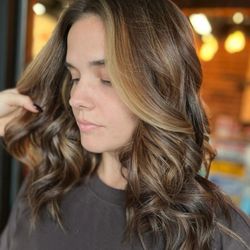 Salon Mixx - Hair by Chloe