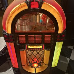 The Jazz Loft - Complete with jukebox!