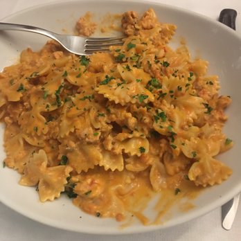 Trattoria del Cavaliere - Salmon farfalle - Seafood Near Me - Catania, AG Trattoria del Cavaliere - Salmon farfalle - Seafood Near Me - Catania, AG