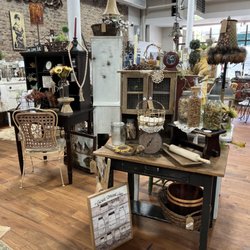 Vintage This N That - Vintage home decor
