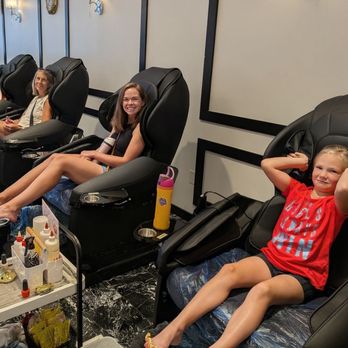 B More Nails Bar - Three generations enjoying a wonderful pedicure! - Nail Salons Near Me - Nampa, Idaho B More Nails Bar - Three generations enjoying a wonderful pedicure! - Nail Salons Near Me - Nampa, Idaho