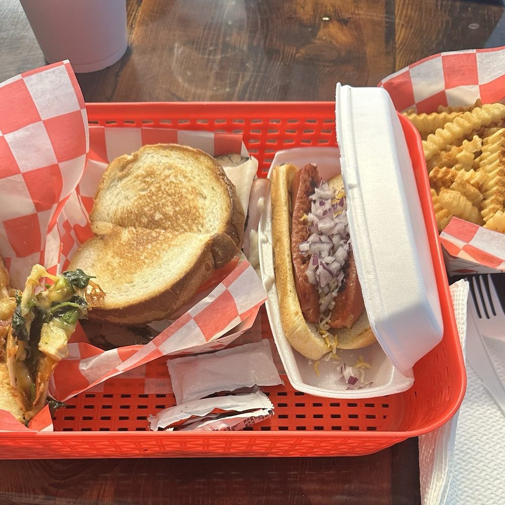 Pik Nik Basket - Chicken QuesadiIla, Grilled Beef Sausage, The Detroiter sandwich. Cajun Air Fries. - Sandwiches Near Me - Oak Park, Michigan Pik Nik Basket - Chicken QuesadiIla, Grilled Beef Sausage, The Detroiter sandwich. Cajun Air Fries. - Sandwiches Near Me - Oak Park, Michigan