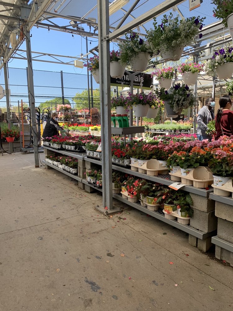 THE HOME DEPOT Updated April 2024 29 Photos & 33 Reviews 5025 Jericho Turnpike, Commack