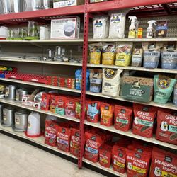 Big Als Feed & Pet - The chicken section is in the back