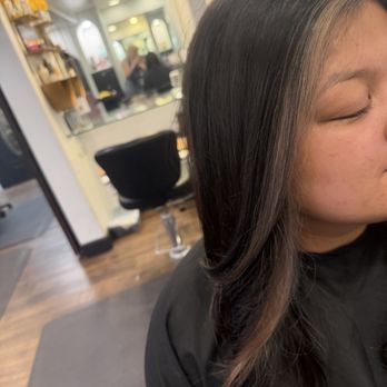 Kelli Gordon - Soft blended money piece - Hair Stylists Near Me - Santa Clarita, California Kelli Gordon - Soft blended money piece - Hair Stylists Near Me - Santa Clarita, California