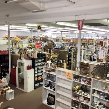 Main Street Antique Mall - Antiques Near Me - Mesa, Arizona
