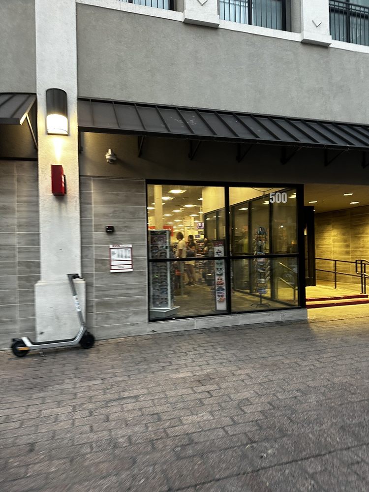 CVS PHARMACY - Updated December 2025 - 33 Photos & 63 Reviews - 500 ...