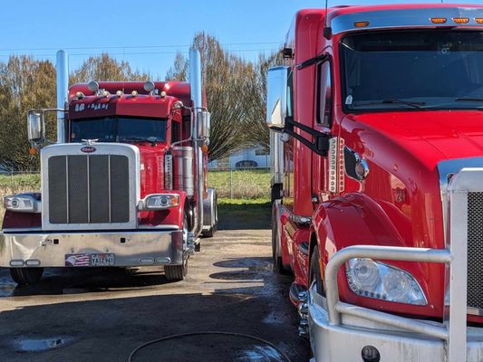 Professional Commercial Truck Mobile Wash - Call me for a quote or estimate now! 503-983-5041 Professional Commercial Truck Mobile Wash - Call me for a quote or estimate now! 503-983-5041