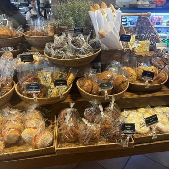 White Windmill - Pastries everywhere! - Bakeries Near Me - Doraville, Georgia White Windmill - Pastries everywhere! - Bakeries Near Me - Doraville, Georgia