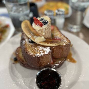 Hash Kitchen Arcadia - Banana split French toast. A must! - Breakfast & Brunch Near Me - Phoenix, Arizona Hash Kitchen Arcadia - Banana split French toast. A must! - Breakfast & Brunch Near Me - Phoenix, Arizona