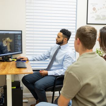 Thrive Spinal Care - Chiropractors Near Me - Charleston, South Carolina Thrive Spinal Care - Chiropractors Near Me - Charleston, South Carolina
