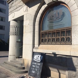 Pub Niska Turku - Entrance