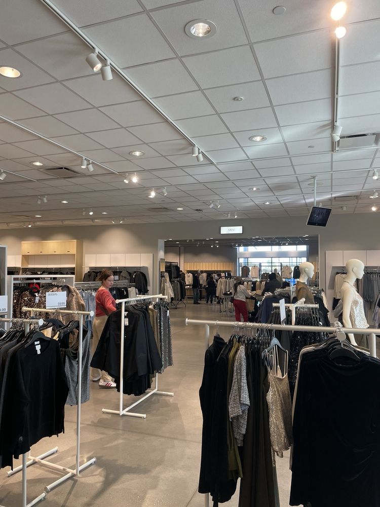 H&M Logo