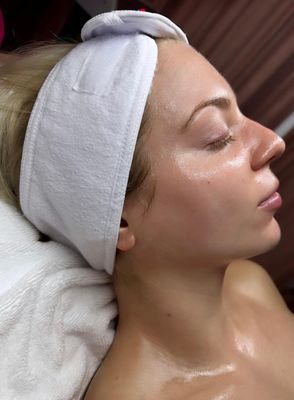 Bisous Esthetics by null