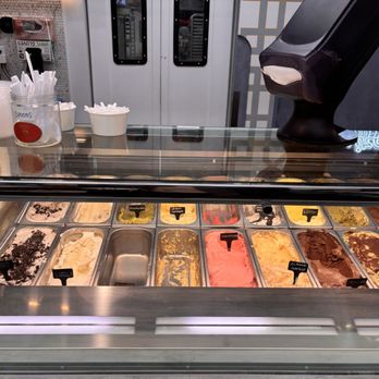 Le Mirage Pastry - Desserts Near Me - Anaheim, California Le Mirage Pastry - Desserts Near Me - Anaheim, California
