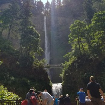 Multnomah Falls - Hiking Near Me - Bridal Veil, Oregon Multnomah Falls - Hiking Near Me - Bridal Veil, Oregon