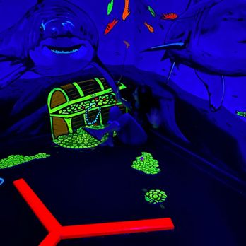 Imagine 3D Mini Golf - Sharks! - Mini Golf Near Me - Gilbert, Arizona
