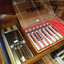 La Jolla Gifts & Tobacco - Cohiba time.