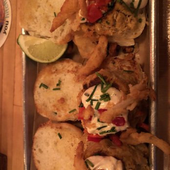 Treylor Park - Crab cake sliders for the win - New American Near Me - Savannah, Georgia Treylor Park - Crab cake sliders for the win - New American Near Me - Savannah, Georgia
