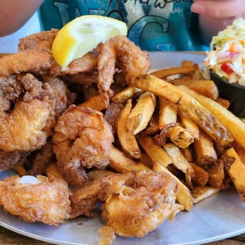bisQit - Shrimp - Burgers Near Me - Pawleys Island, South Carolina bisQit - Shrimp - Burgers Near Me - Pawleys Island, South Carolina