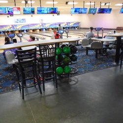 Gibby's Sports Bar - The bowling lanes.