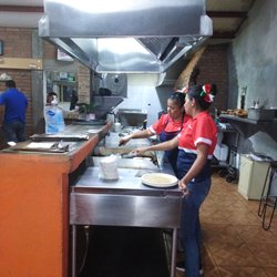 Ruben’s Tacos - Los mejores tacos en Camargo!