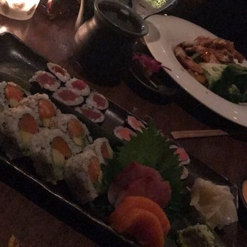 Ki Sushi - Salmon roll, tuna roll (no scallion) & toro roll. 2 pieces of salmon sashimi, 2 pieces of yellowtail sashimi - Sushi Bars Near Me - Brooklyn, New York Ki Sushi - Salmon roll, tuna roll (no scallion) & toro roll. 2 pieces of salmon sashimi, 2 pieces of yellowtail sashimi - Sushi Bars Near Me - Brooklyn, New York