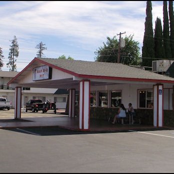 Bar B Q Pit - Bar B Q Pit, in it's present form, or it's former self, has been a Merced dining institution for ever! - Barbeque Near Me - Merced, California