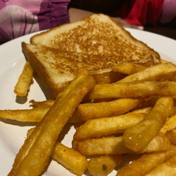 Lake Ridge Pizzaria - Grill cheese - Pizza Near Me - Woodbridge, Virginia