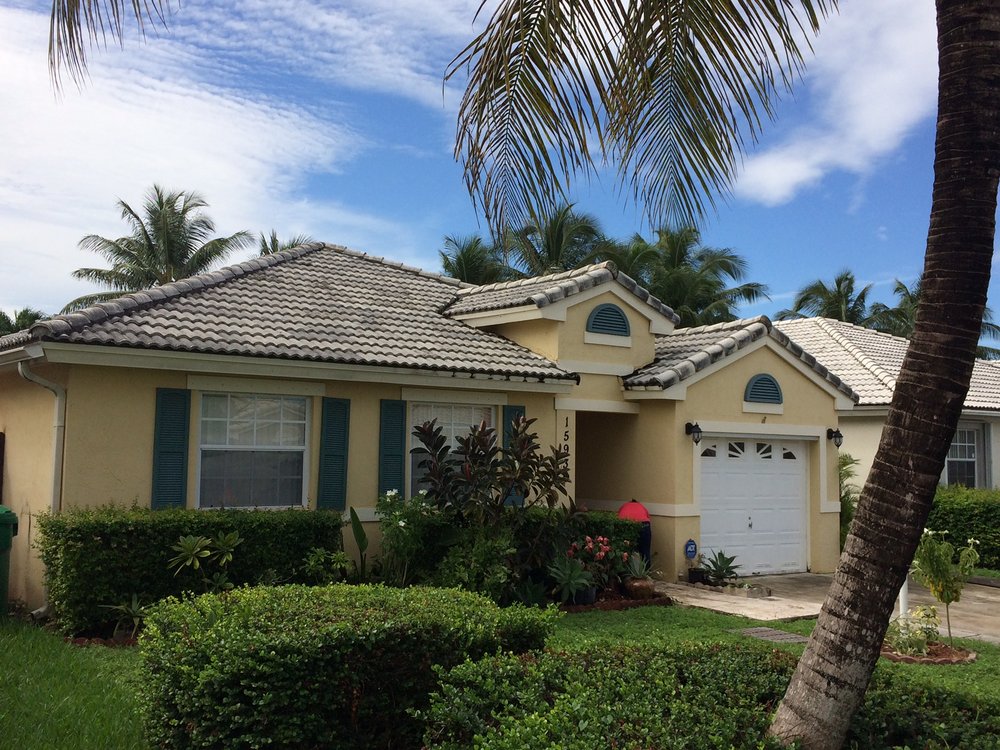 Slide of GetMyRoofCleaned