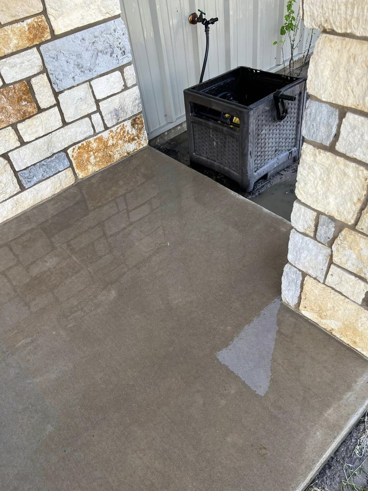 Slide of FL Constructions & Painting