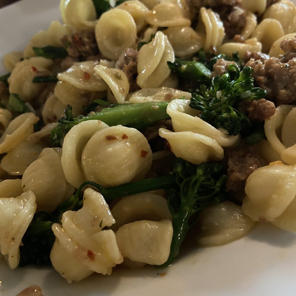 Trezeros Kitchen + Tap - Orecchiette, great - Cocktail Bars Near Me - Mount Prospect, Illinois