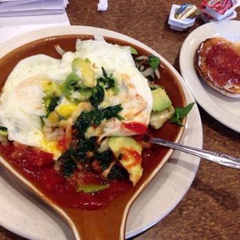 Cozy Corner - veggie skillet with Avacado, Swiss and spinach - Pancakes Near Me - Chicago, Illinois Cozy Corner - veggie skillet with Avacado, Swiss and spinach - Pancakes Near Me - Chicago, Illinois