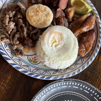 Lpcx Cafe - Paisa bowl - Bakeries Near Me - Tampa, Florida