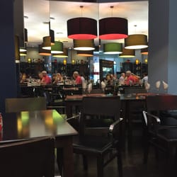 Ca Saoret - Parte del restaurante, a trabés de un crista