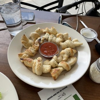Windy City Pizza and Pub - Garlic Knots - Pizza Near Me - Breckenridge, Colorado