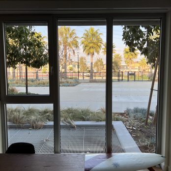 Davis Window Cleaning - Clean windows! - Window Washing Near Me - Huntington Beach, California Davis Window Cleaning - Clean windows! - Window Washing Near Me - Huntington Beach, California