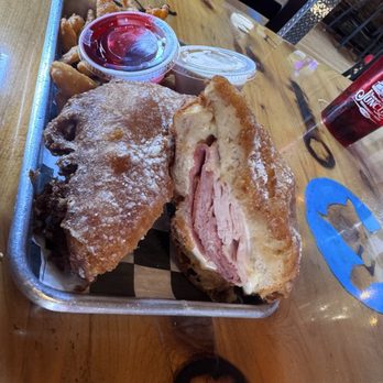 Saginaw Old Town Junction - Monte Cristo Sandwich with Onion Petals - American Near Me - Saginaw, Michigan Saginaw Old Town Junction - Monte Cristo Sandwich with Onion Petals - American Near Me - Saginaw, Michigan