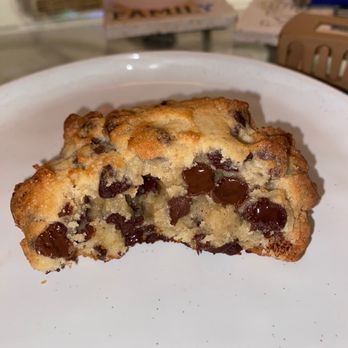 Levain Bakery - Back Bay, Boston - Dark Chocolate Chip Cookie - Bakeries Near Me - Boston, Massachusetts Levain Bakery - Back Bay, Boston - Dark Chocolate Chip Cookie - Bakeries Near Me - Boston, Massachusetts